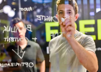 “Ramiro Oswaldo Rojas: Expertise en Marketing para empresas exitosas”