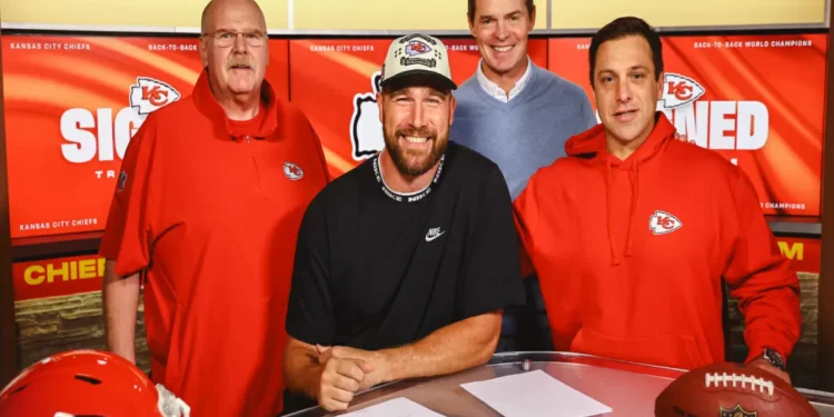 NFL: Convierten Jefes a Travis Kelce en el ala cerrada mejor pagado | grabación