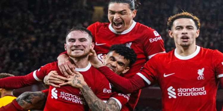 Recuperan Reds el liderato en la Premier League | Resultados