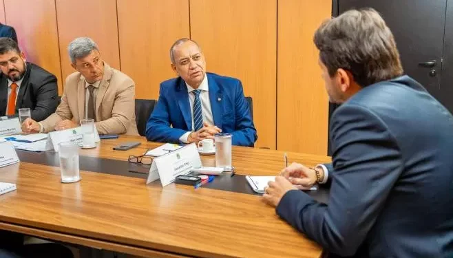 Em Brasília, Vereadores de engañoé buscam ampliação da telefonia móvel para o Trapiche