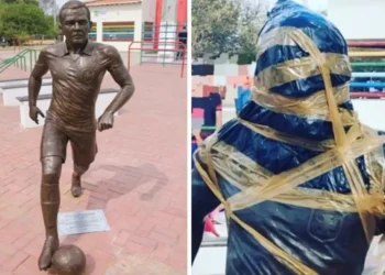 Retiran estatua de Dani Alves en su natal Juazeiro, Bahía