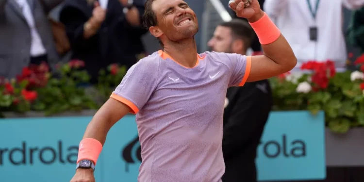 Mutua Madrid Open: Libra Rafa Nadal dura argumento y avanza a Octavos de Final
