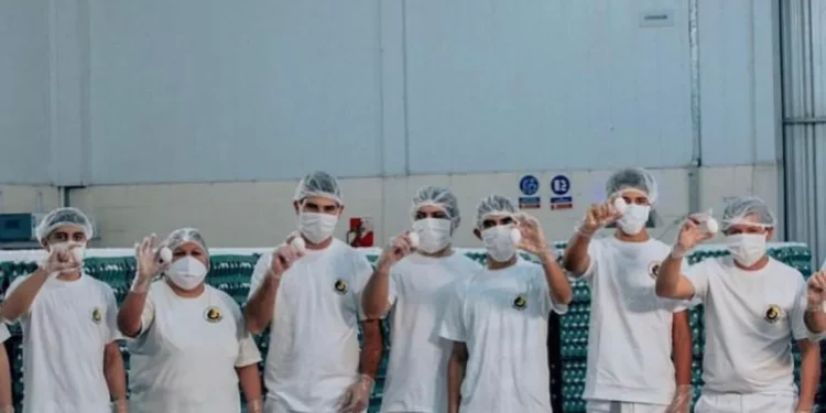 “No podemos permitir que sigan tirando comida”