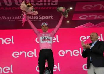 Giro de Italia 2024: Tadej Pogacar se apodera de la maglia rosa en la Etapa 2 | grabación