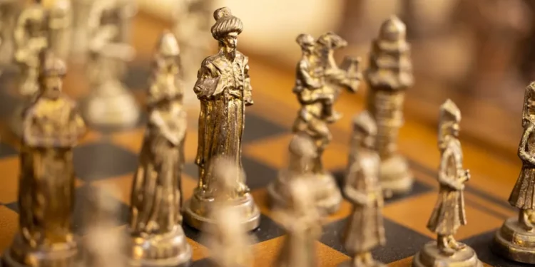 “El Impacto de la Economía en la Sociedad”