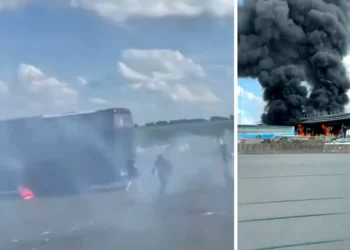 agarrón entre fuerzas del orden, hinchas del PSG y Lyon dejan dos autobuses incendiados