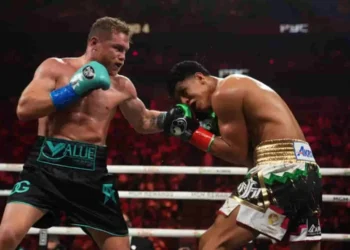 Videos | Saúl ‘Canelo’ Álvarez vence a Jaime Munguía por decisión unánime