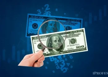 Síntomas de aprieto de dólares: se agudiza la deuda y acumulación de stock por parte de importadores