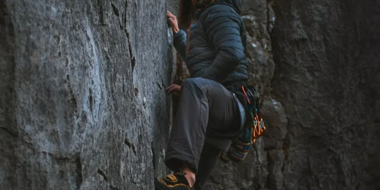 “Experimenta el crecimiento personal a través del deporte”