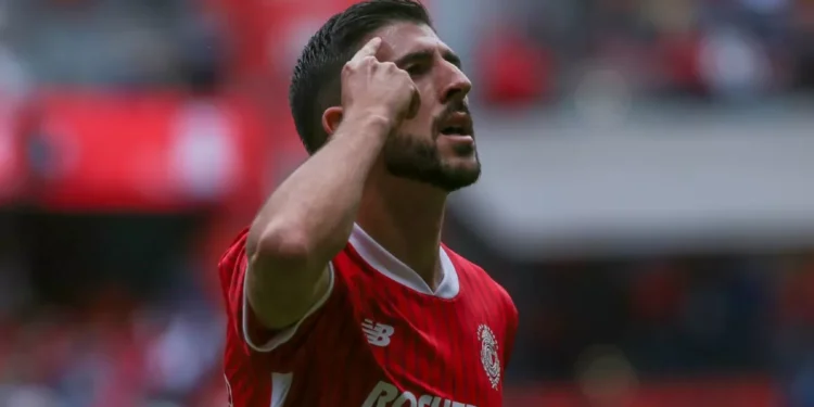 Toluca vence a San Luis con gol del portugués Paulinho