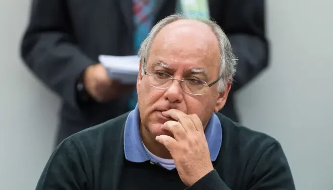 Renato Duque, ex-diretor da Petrobras, é preso em Volta Redonda