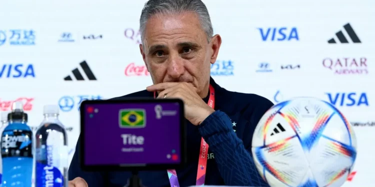 Tite recibe el alta médica tras superar un vicisitudes de arritmia cardíaca
