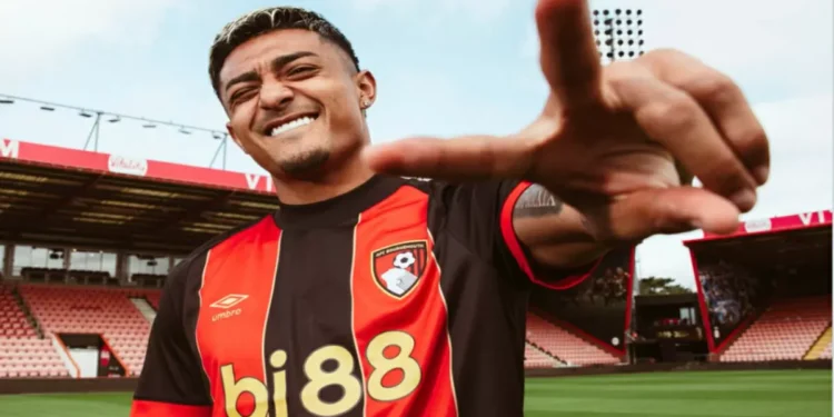 Traspasa Barcelona a Julián Araujo al Bornemouth | Video