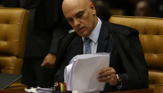 Oposição entrega ao Senado giro de impeachment do ministro do STF Alexandre de Moraes