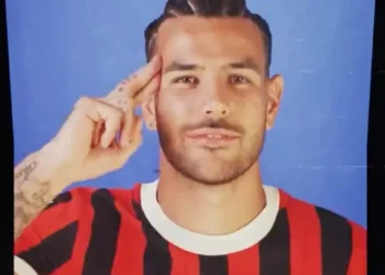 Jugadores del AC Milan expresarán su nombre en lenguaje de señas | disco