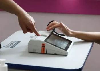 Eleições municipais ainda refletem, em parte, polarização política nacional