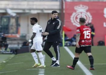 Condenan a xenófobo que insultó a Vinícius Jr y Samu Chukwueze en Mallorca
