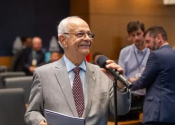 Licitação de serviços e obras públicas podem ter reservas de vagas para pessoas em situação de rua