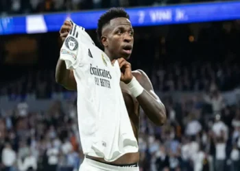 Detienen a cuatro por campaña de oposición en redes sociales contra Vinicius Júnior