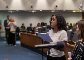 ALERJ aprova politica de prevenção a violência frente a entregadores de aplicativo