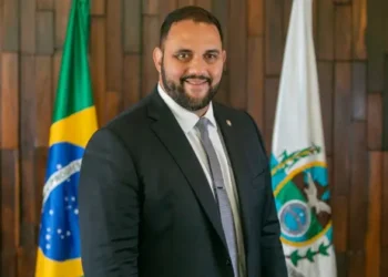 Deputado estadual é alvo de ação contra componenda em licitações e lavagem de dinheiro