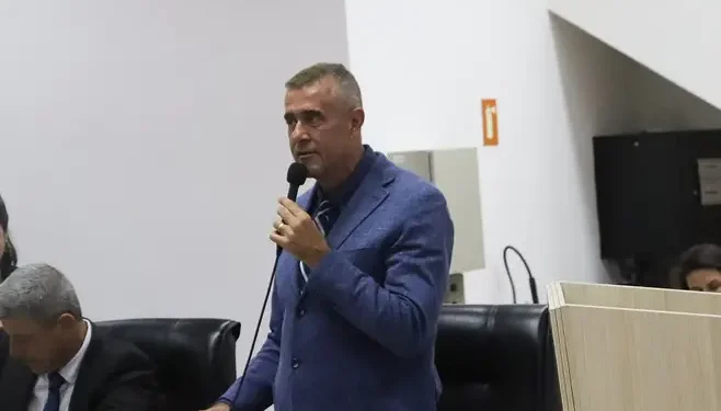 presencia: perguntas com teor misógino provocam moção de repúdio à FGV