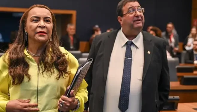 Projeto aperfeiçoa LEI que autoriza botão do pânico nas escolas Estaduais