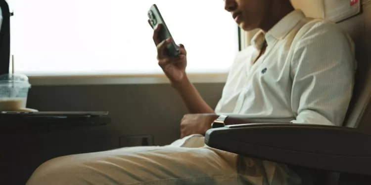 “La evolución tecnológica: un avance crucial en la humanidad”