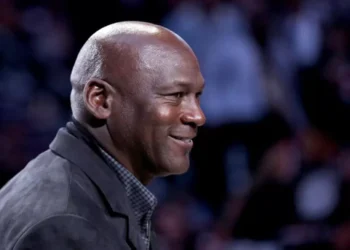 Niega Michael Jordan haber pedido el voto en favor de Donald Trump