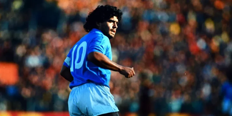 Napoli homenajea a Maradona (1960-2020) en su cuarto aniversario luctuoso | Video