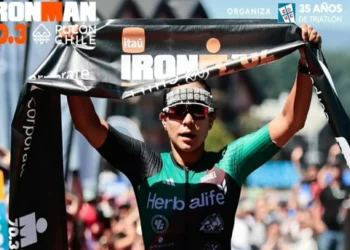 Gana triatleta mexicana el Ironman 70.3 en Chile | Video