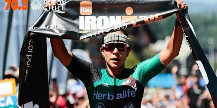 Gana triatleta mexicana el Ironman 70.3 en Chile | Video