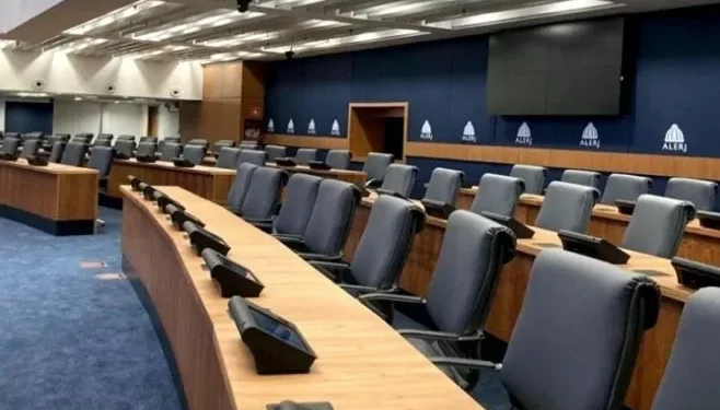 ALERJ convoca deputados para assumirem mandatos em substituição a parlamentares que se tornaram prefeitos ou secretários