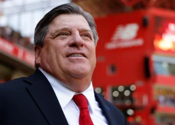 Miguel Herrera inicia el año como DT de otra selección doméstico