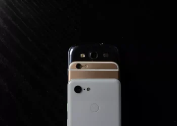 “La revolución tecnológica: avances que han cambiado nuestras vidas”