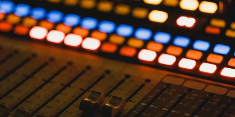 “La Música: Un Lenguaje Universal de Conexión Emocional”