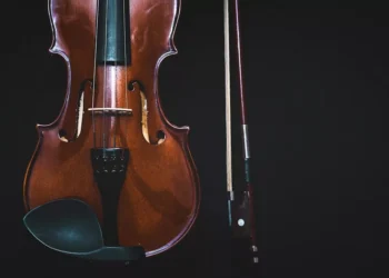 “La Música: Una Poderosa Forma de Conexión y Expresión”