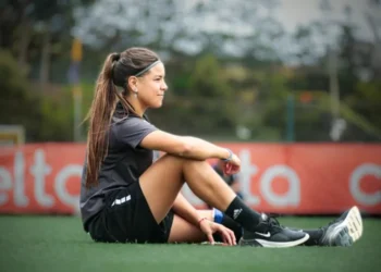 Preocupación por jugadora chilena de 18 años que se desmayó en práctica y quedó en desmayo