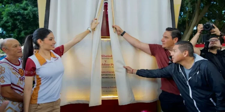 Ramón Morales, Moisés Muñoz, Pikolín, Chema Higareda y otros reinauguran cancha en Tepic