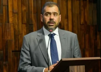 ALERJ aprova que governo do RJ doe imóveis para construção de unidades habitacionais