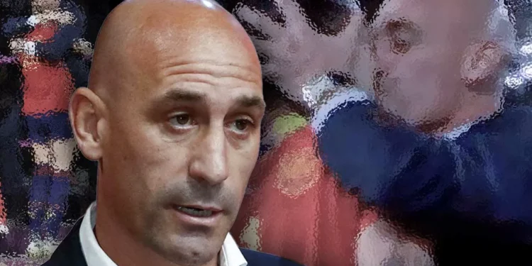 Condenan a Luis Rubiales por el beso a Jenni Hermoso