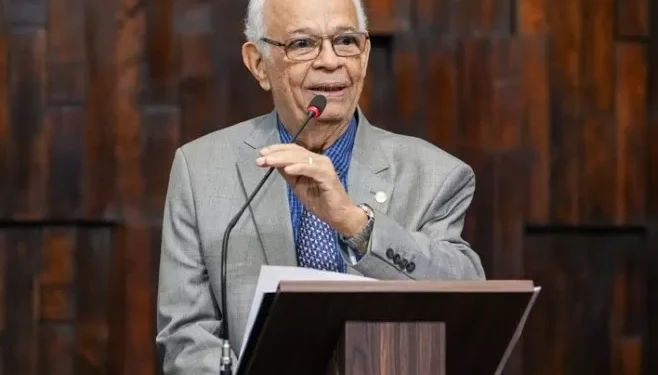 acarreo público intermunicipal deverá ter adesivos de identificação de pontos cegos