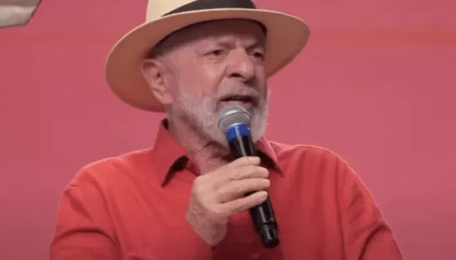 Escândalo no MinC: Lula usa verba para reeleição?