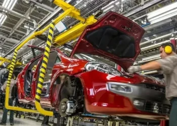 El Gobierno liberó la importación de autopartes