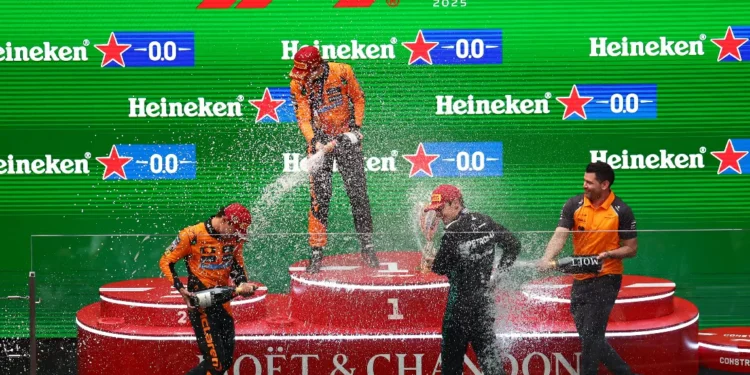 Hace McLaren el 1-2 en el Gran Premio de China | Video