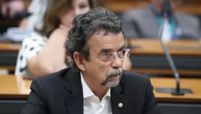 Projeto prevê salvaguardas à população e ao meio hábitat para instalação de usinas eólicas e solares