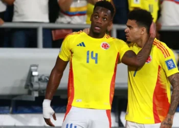 Hay ‘9’ fijo: regreso de Jhon Durán fue bueno pese a amargo igualada