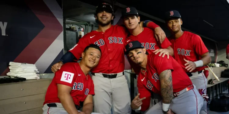 Propinan Red Sox paliza a Sultanes nada más para calentar | Video