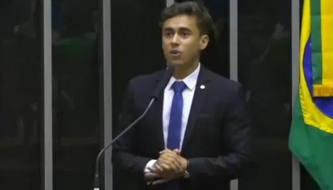 Correios: Licitação Bilionária Sob Suspeita!