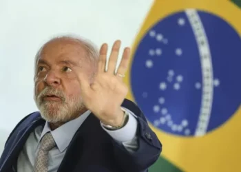 Escândalo nas Estatais: Lula Distribui Cargos a Aliados!